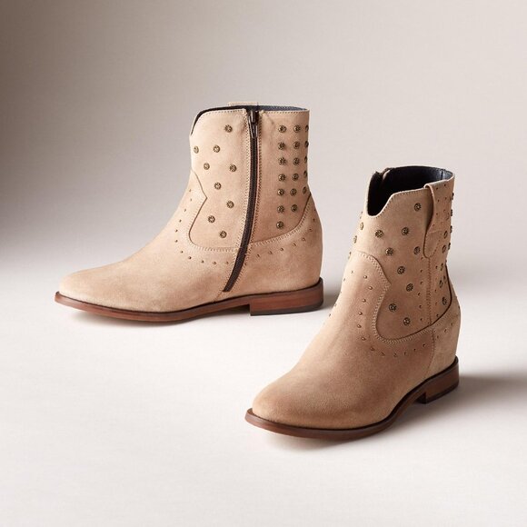 unworn sundance cream boots with side zip. Size 7 Were 245 - Picture 1 of 1